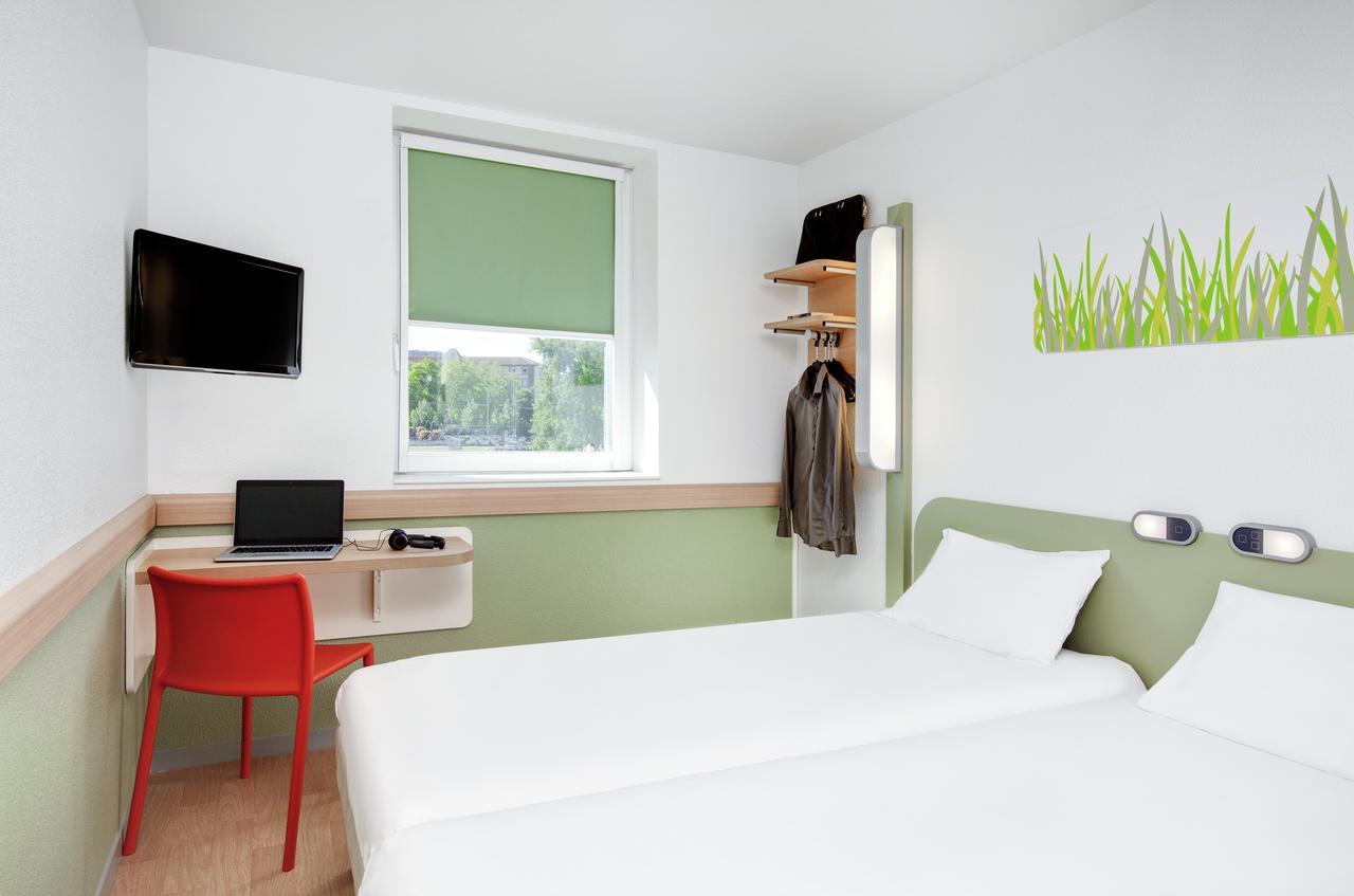 Ibis Budget Clermont Ferrand Centre Montferrand Экстерьер фото